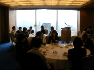 東京ドームホテル42階のランチレセプション風景